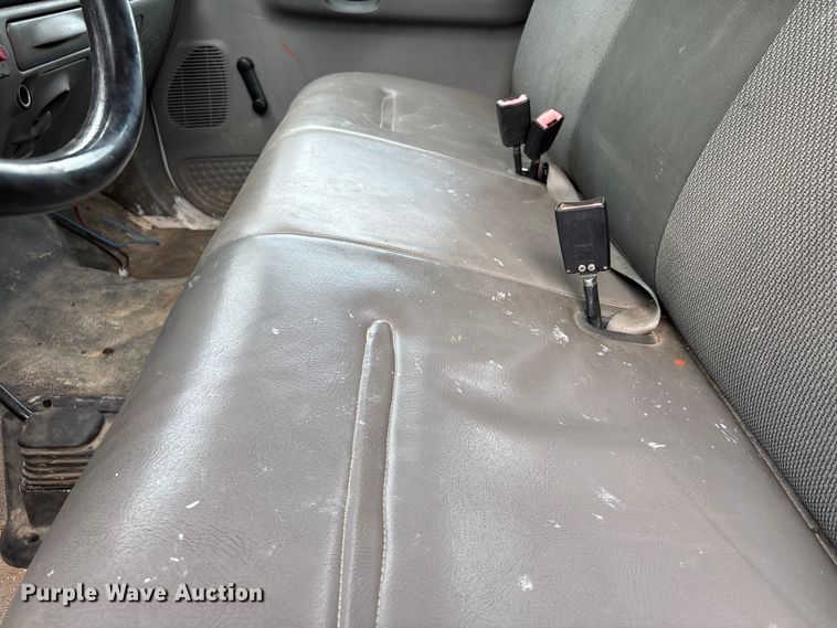 image for item DU1294 2003 Ford F550 Super Duty utility / service truck