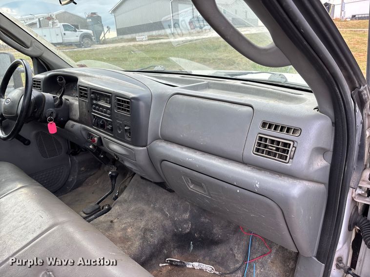 image for item DU1294 2003 Ford F550 Super Duty utility / service truck