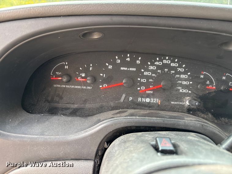 image for item DU1298 2008 Ford E450 shuttle bus