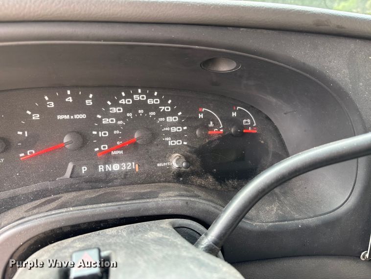 image for item DU1298 2008 Ford E450 shuttle bus