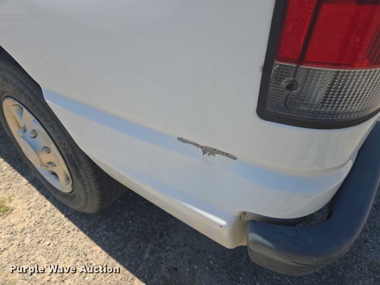 image for item DU2509 2012 Ford E150 van