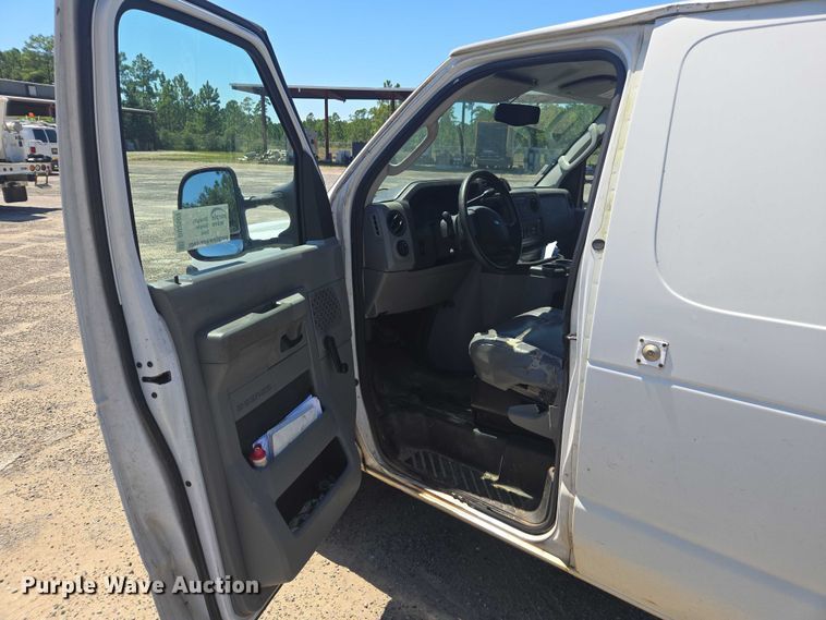 image for item DU2509 2012 Ford E150 van