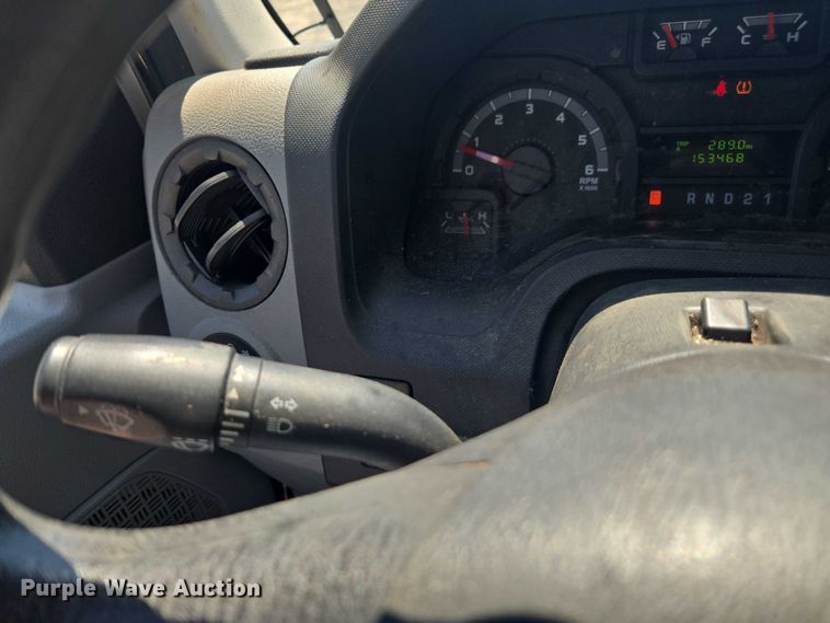 image for item DU2509 2012 Ford E150 van