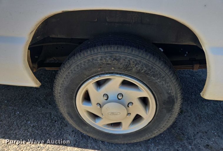 image for item DU2509 2012 Ford E150 van