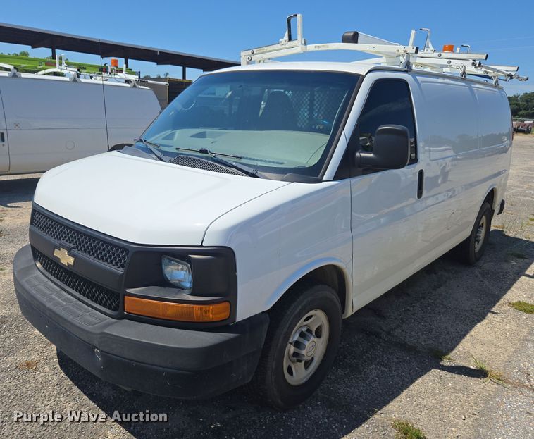 image for item DU2510 2015 Chevrolet Express 2500 van