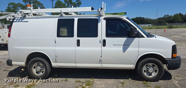 image for item DU2510 2015 Chevrolet Express 2500 van