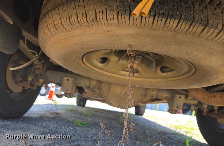 image for item DU2510 2015 Chevrolet Express 2500 van