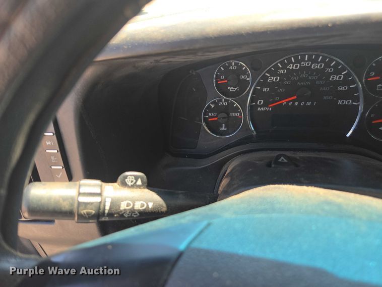 image for item DU2510 2015 Chevrolet Express 2500 van