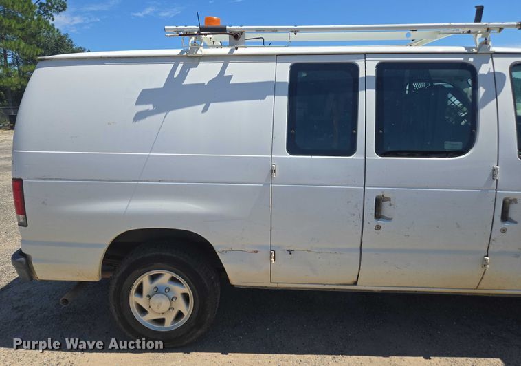 image for item DU2511 2011 Ford E250 van