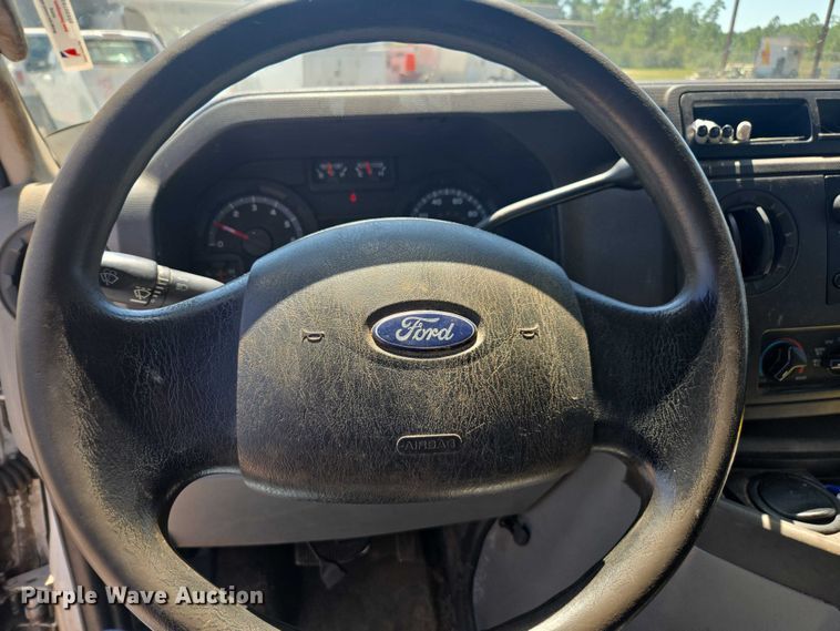 image for item DU2511 2011 Ford E250 van