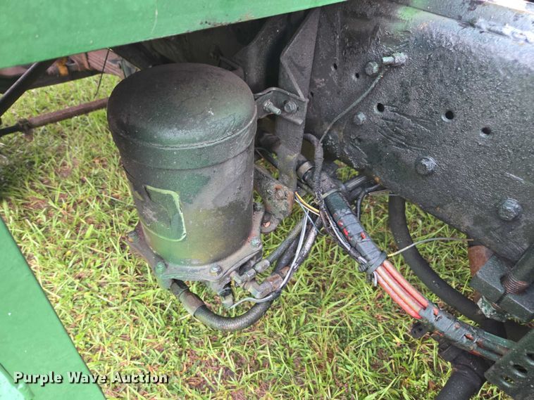 image for item DU2513 1993 Ford tren mortiz crane truck