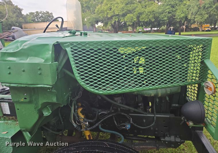 image for item DU2513 1993 Ford tren mortiz crane truck