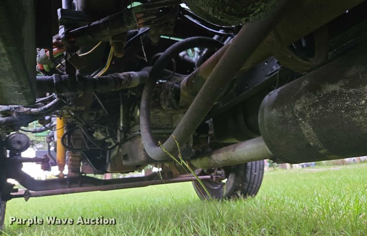 image for item DU2513 1993 Ford tren mortiz crane truck