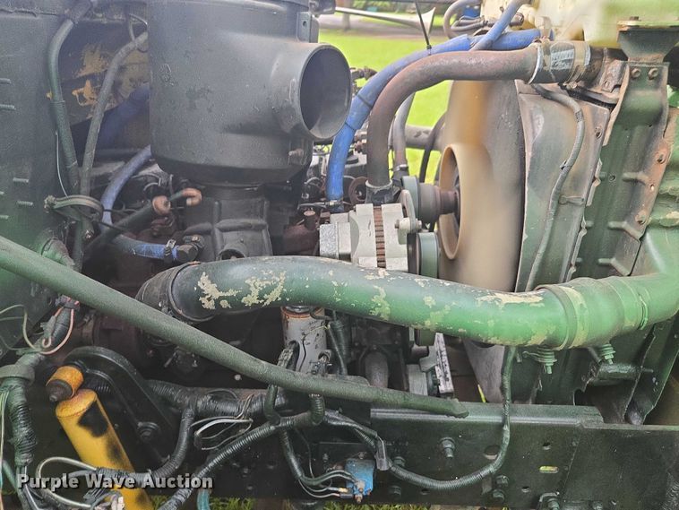 image for item DU2513 1993 Ford tren mortiz crane truck