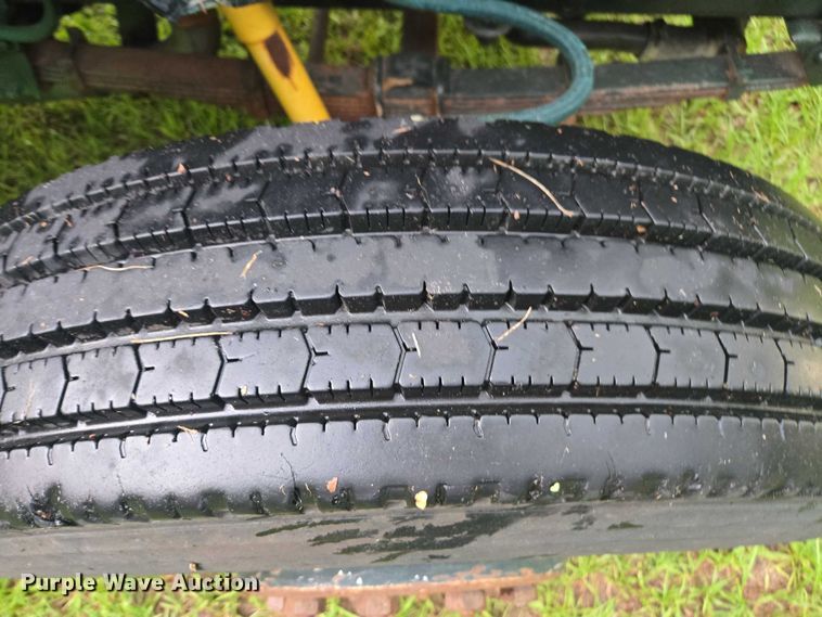 image for item DU2513 1993 Ford tren mortiz crane truck