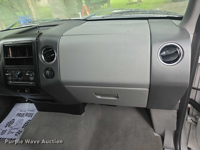 image for item DU2514 2005 Ford F150 SuperCrew pickup truck