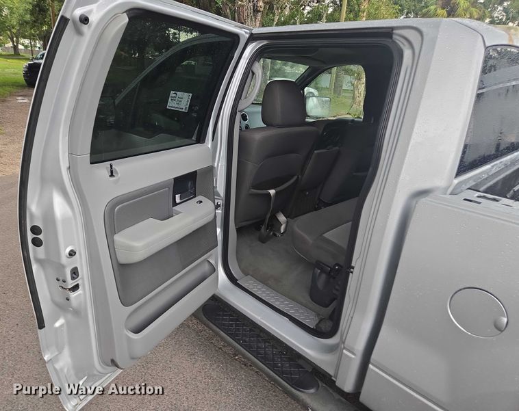 image for item DU2514 2005 Ford F150 SuperCrew pickup truck