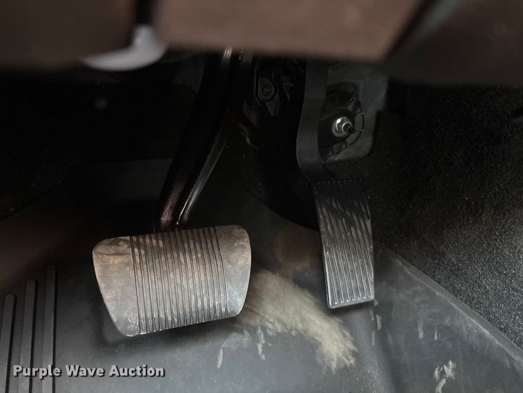 image for item DU9339 2021 RAM 1500 Bighorn Crew Cab pickup truck