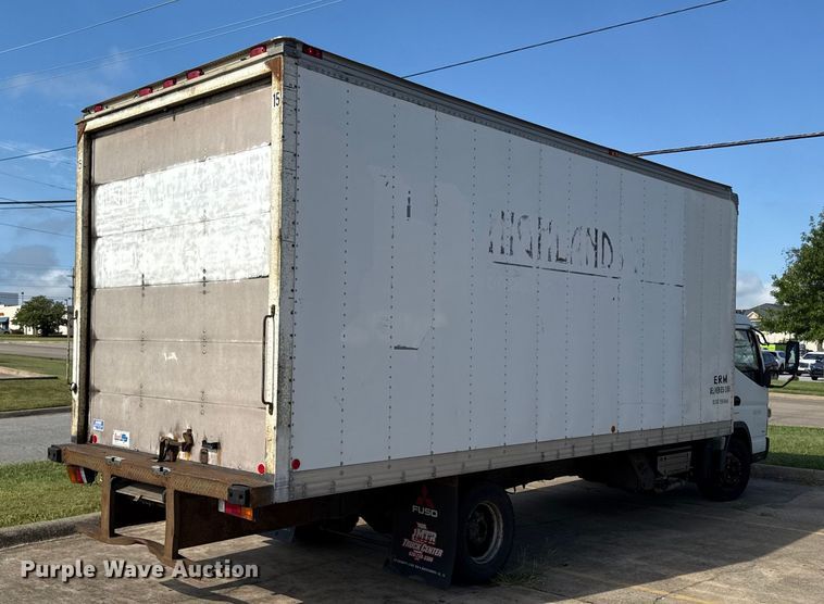 image for item DW2993 2017 Mitsubishi Fuso FE box truck
