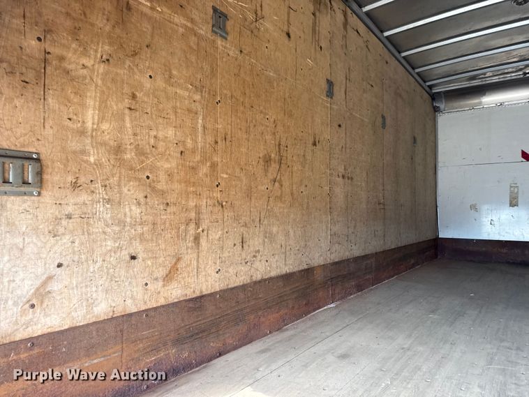 image for item DW2993 2017 Mitsubishi Fuso FE box truck