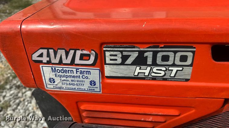 image for item DW6611 Kubota B7100 MFWD tractor