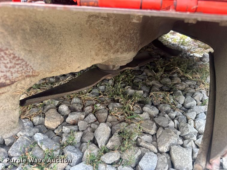 image for item DW6611 Kubota B7100 MFWD tractor