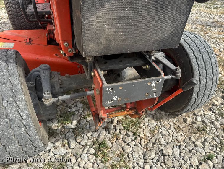 image for item DW6611 Kubota B7100 MFWD tractor