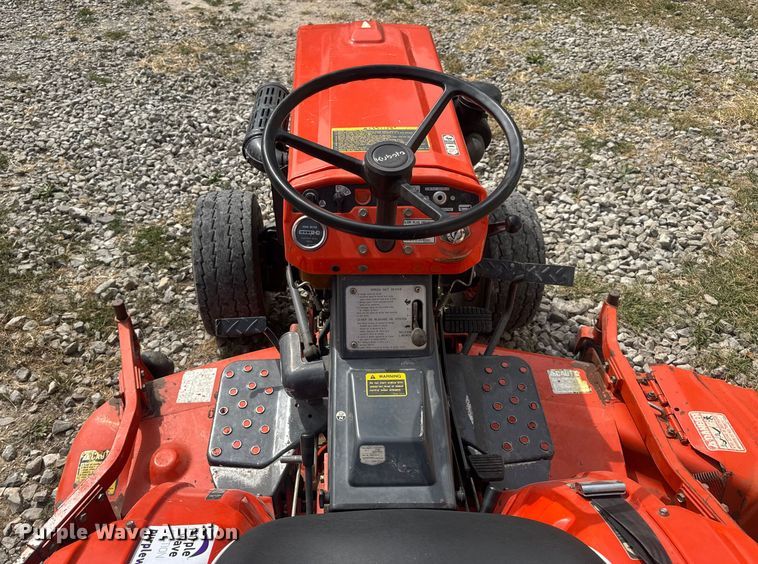 image for item DW6611 Kubota B7100 MFWD tractor