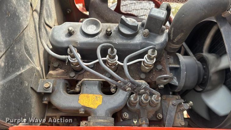 image for item DW6611 Kubota B7100 MFWD tractor