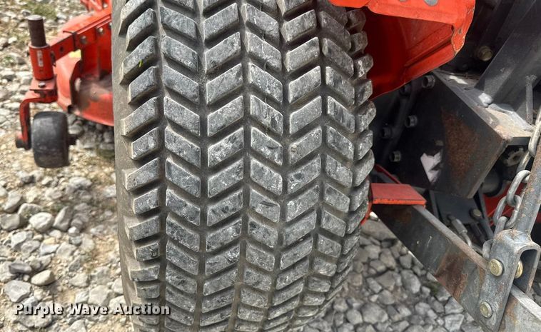 image for item DW6611 Kubota B7100 MFWD tractor