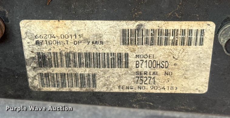 image for item DW6611 Kubota B7100 MFWD tractor
