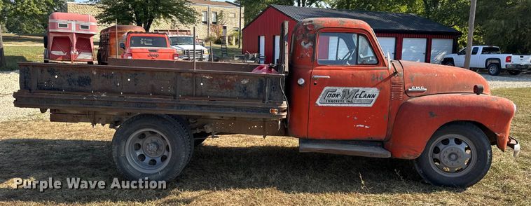 image for item DW6619 1951 GMC flatbed pickup truck