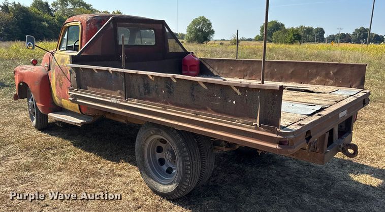 image for item DW6619 1951 GMC flatbed pickup truck