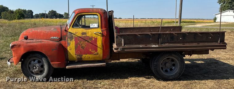 image for item DW6619 1951 GMC flatbed pickup truck