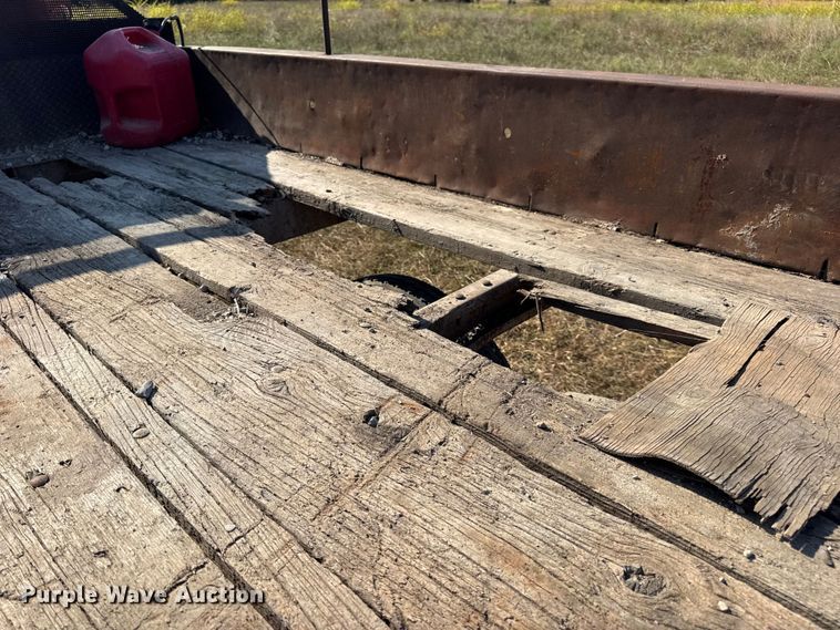 image for item DW6619 1951 GMC flatbed pickup truck