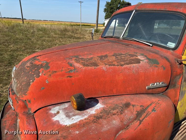 image for item DW6619 1951 GMC flatbed pickup truck