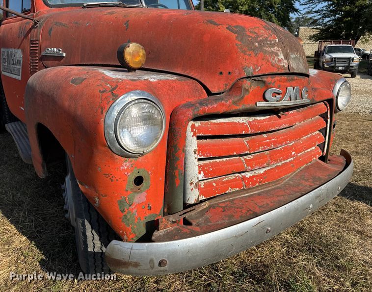 image for item DW6619 1951 GMC flatbed pickup truck