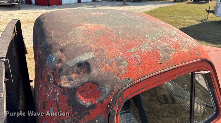 image for item DW6619 1951 GMC flatbed pickup truck