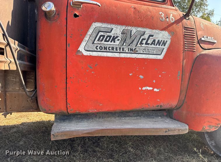 image for item DW6619 1951 GMC flatbed pickup truck