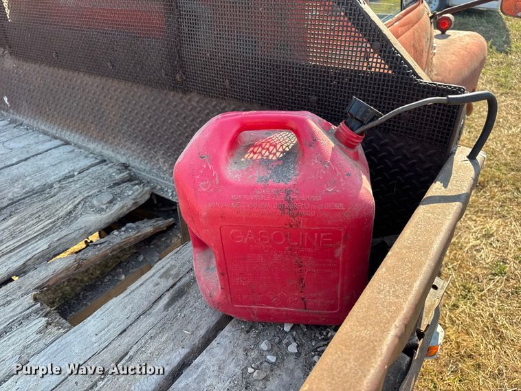 image for item DW6619 1951 GMC flatbed pickup truck