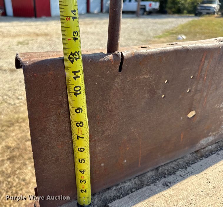 image for item DW6619 1951 GMC flatbed pickup truck