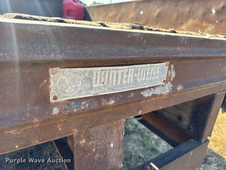 image for item DW6619 1951 GMC flatbed pickup truck