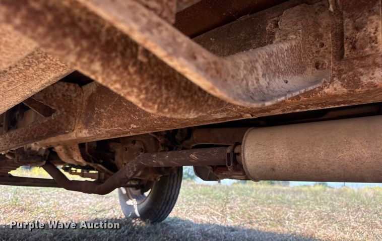 image for item DW6619 1951 GMC flatbed pickup truck