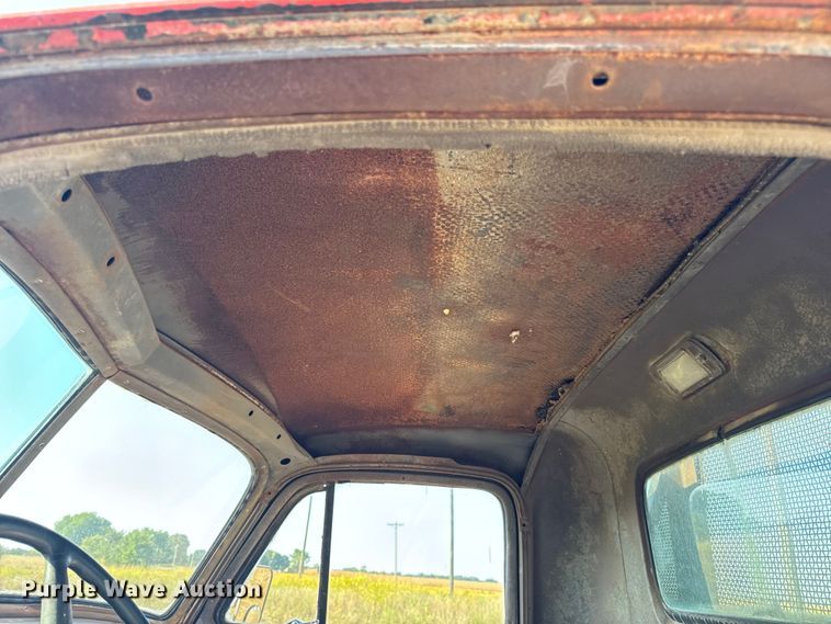 image for item DW6619 1951 GMC flatbed pickup truck