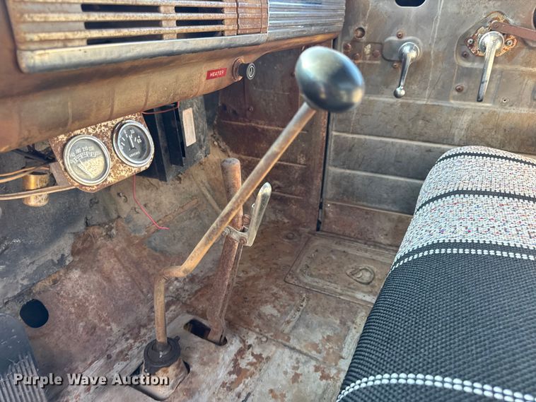 image for item DW6619 1951 GMC flatbed pickup truck