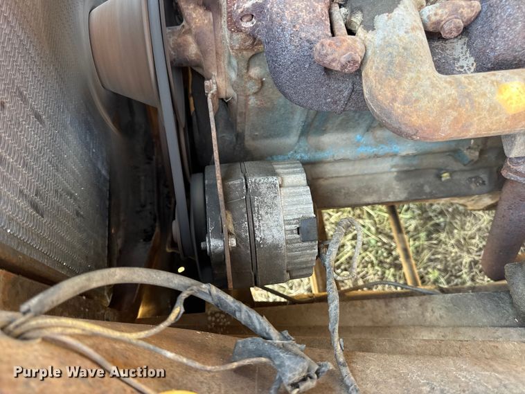 image for item DW6619 1951 GMC flatbed pickup truck