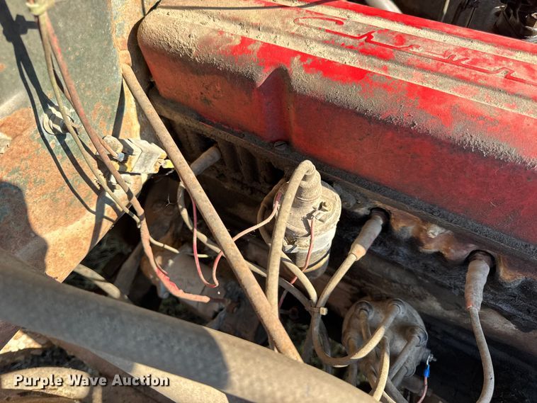 image for item DW6619 1951 GMC flatbed pickup truck