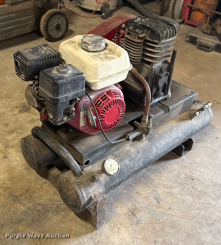 image for item DX5743 NorthStar air compressor