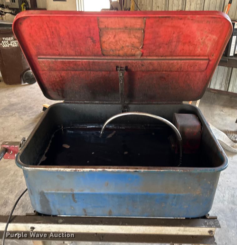 image for item DX5745 Parts washer