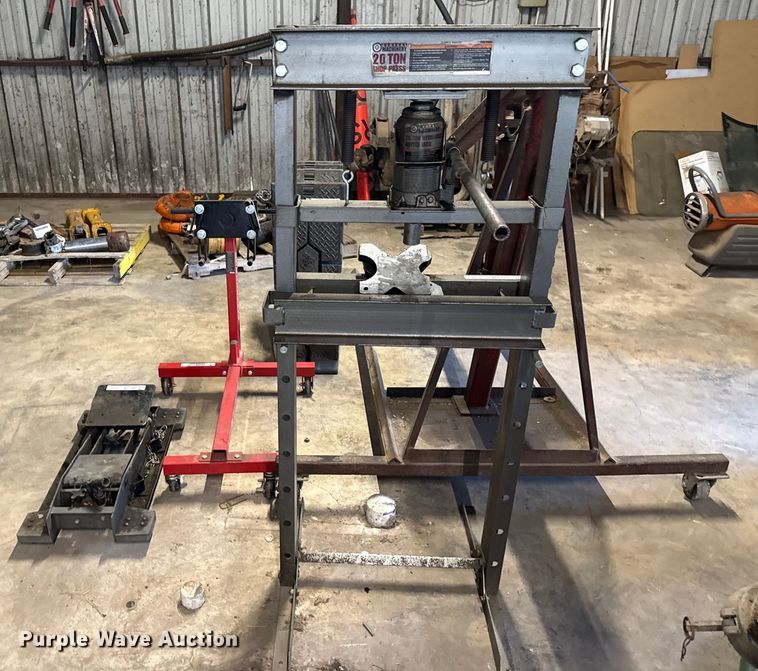 image for item DX5748  Tools